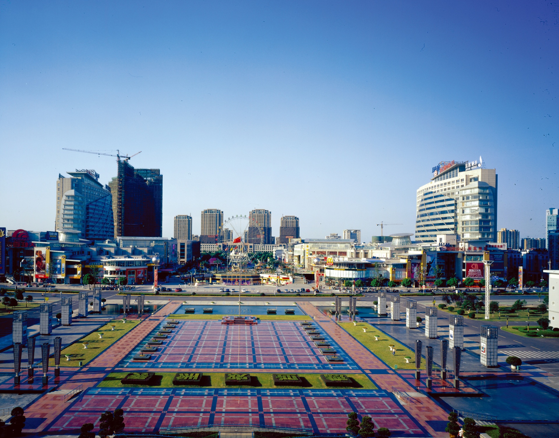 江南摩爾商業(yè)街區(qū)